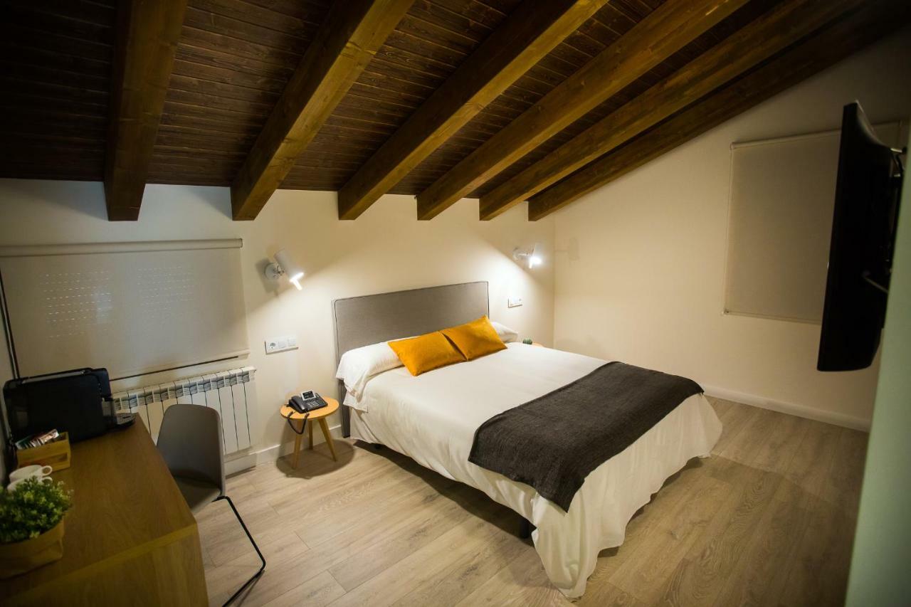 Villa Lucerna Sports & Hotel Resort Vigo de Sanabria Экстерьер фото